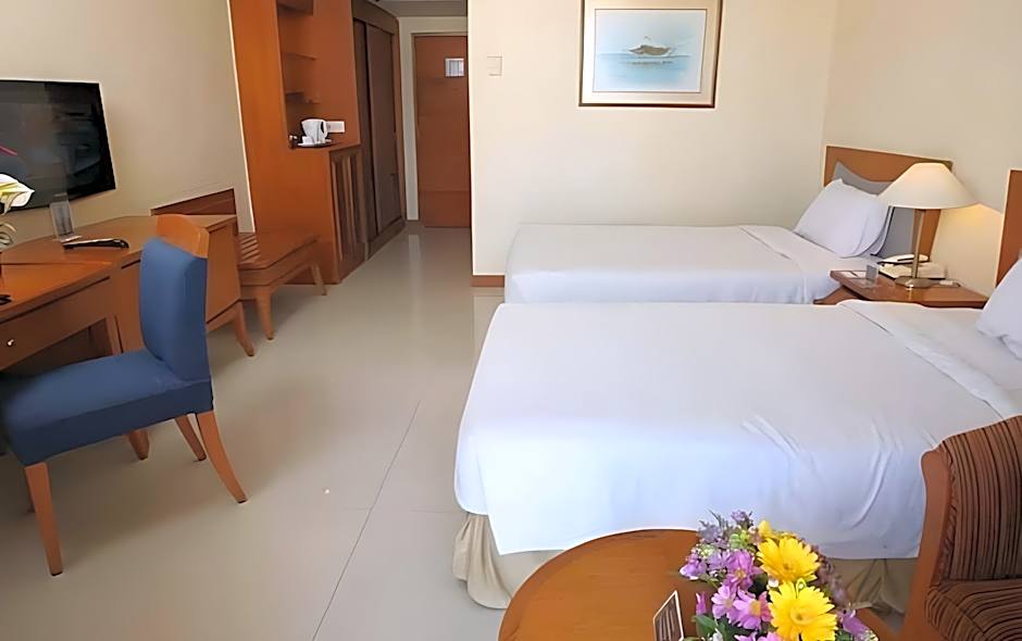 Makassar Golden Hotel