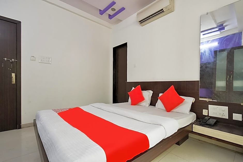 Flagship Hotel Sai Suman Palace