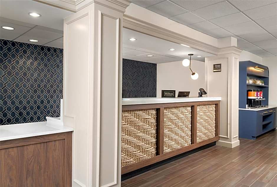 Hampton Inn By Hilton And Suites Middletown, Ri