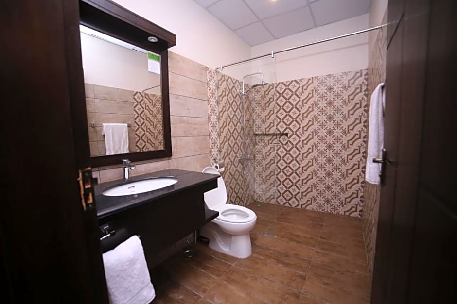 Zifan Hotel & Suites