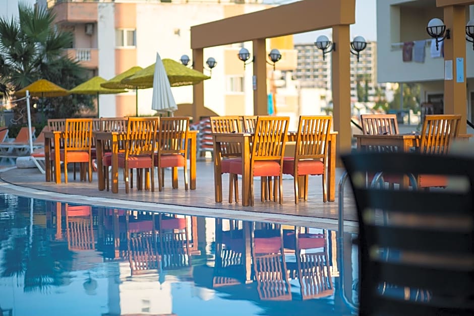 Tuntas Family Suites Kusadasi