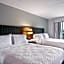 Hampton Inn By Hilton & Suites Lake George, NY