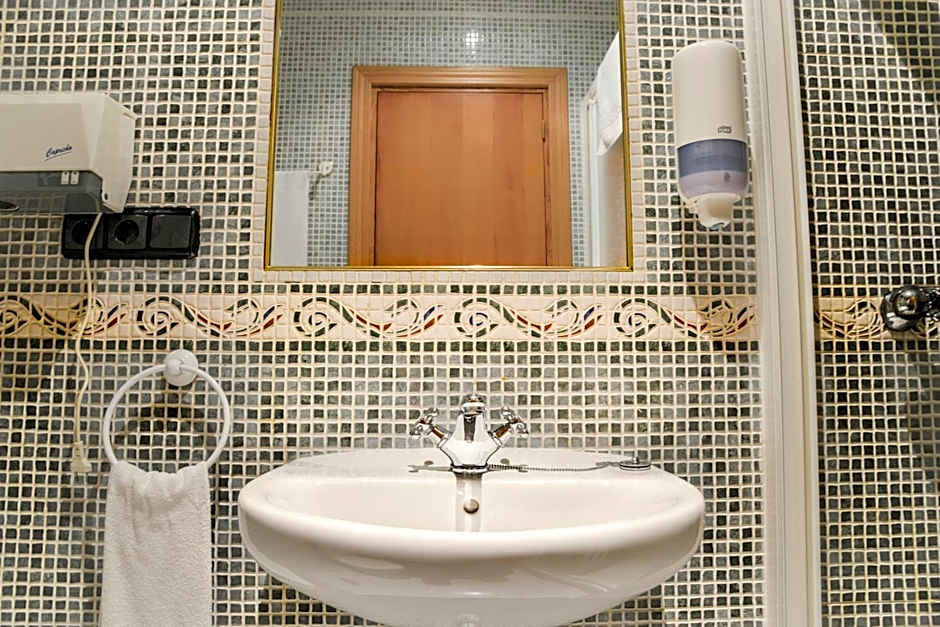 Café Bar Hotel Jefi