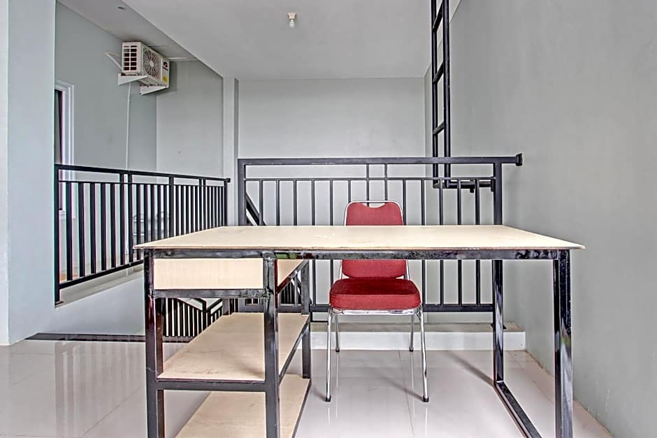 OYO Life 93034 Ayri Home