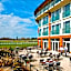 Lingfield Park Marriott Hotel & Country Club