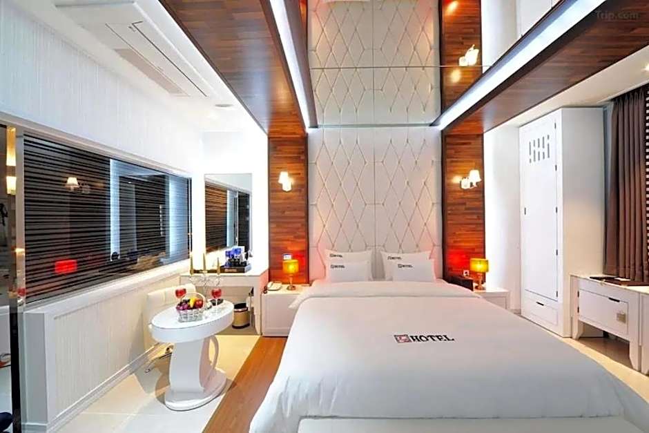 Mokpo Myeongpum Hotel