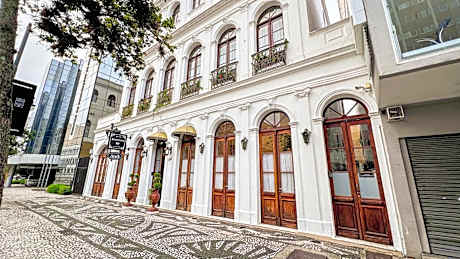 Johnscher by SJ - San Juan Curitiba