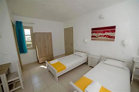 Studio with Mountain View