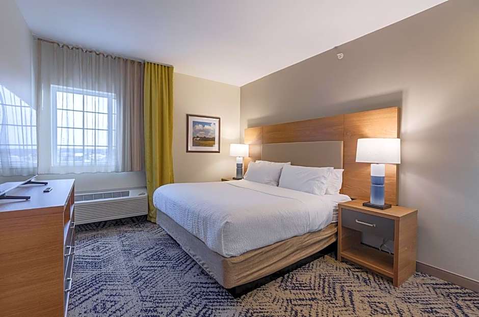 Candlewood Suites San Marcos By IHG