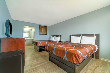 2 Queen Beds Non-Smoking