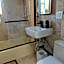 Fully renovated Manhattan gem