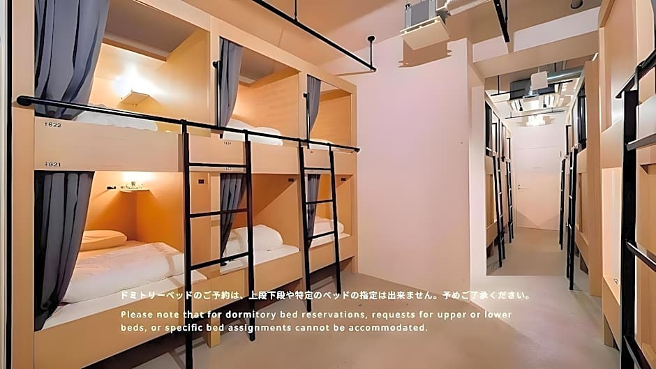 Photo 1 of 2 of 2 Beds in Mixed Dormitory
