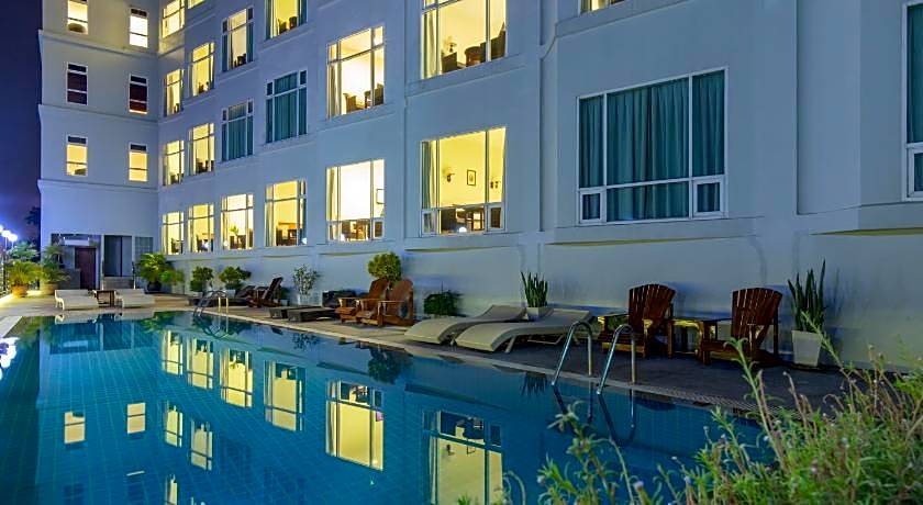 Kanchanaburi City Hotel