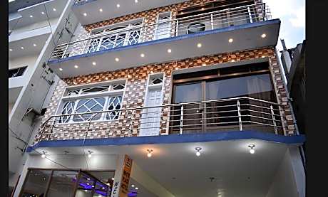 New White Palace Hotel