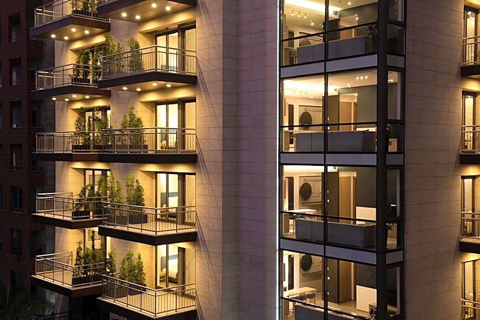 ZUR Studios and Suites