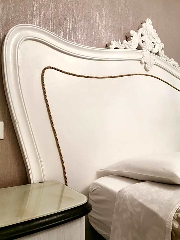 Garda Relais Antica Romelia