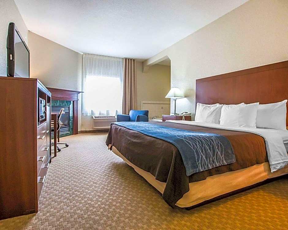 Quality Inn & Suites Dixon Near I-88