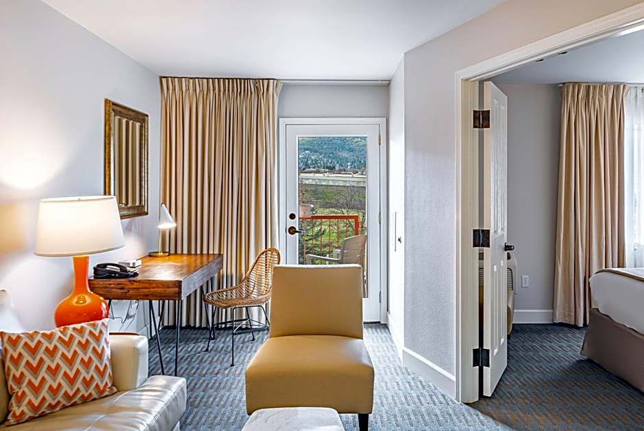 Ashland Hills Hotel & Suites