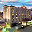 Hampton Inn & Suites Kansas City-Country Club Plaza