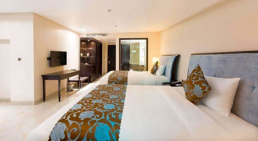 Royal Quang Binh Hotel