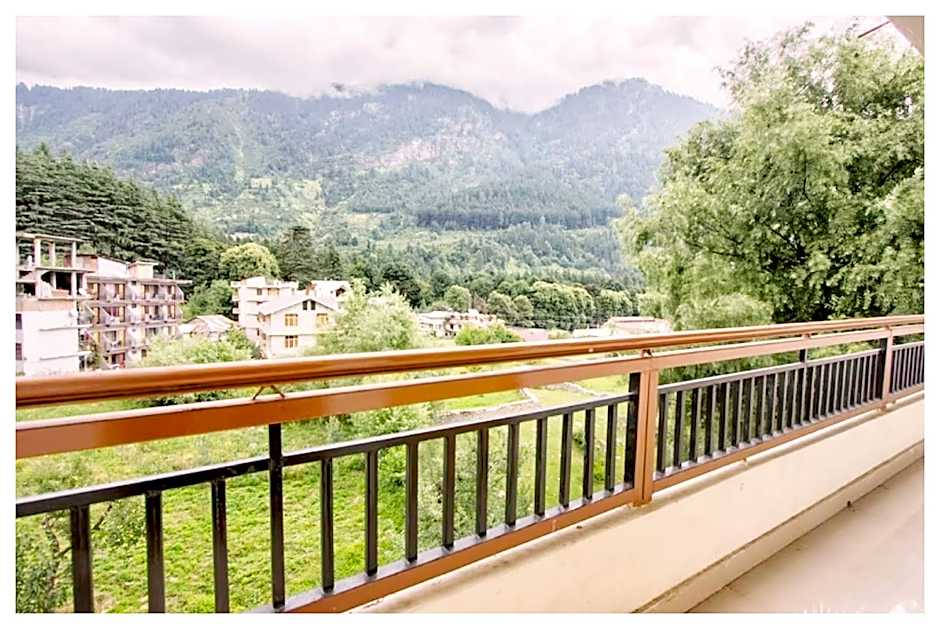 Goroomgo J J Regency Manali