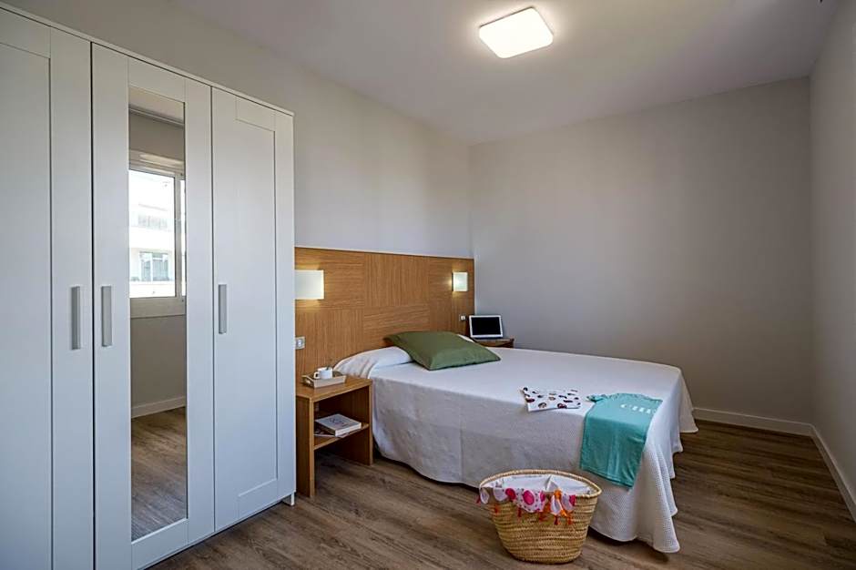 Apartamentos California