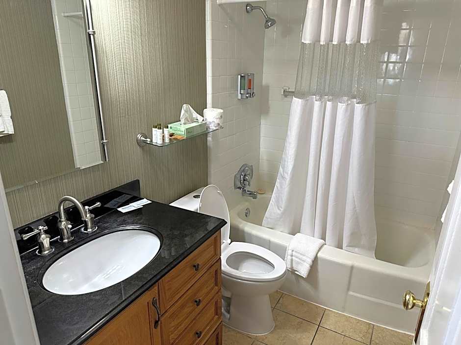 Island House Historic Vacation Rentals