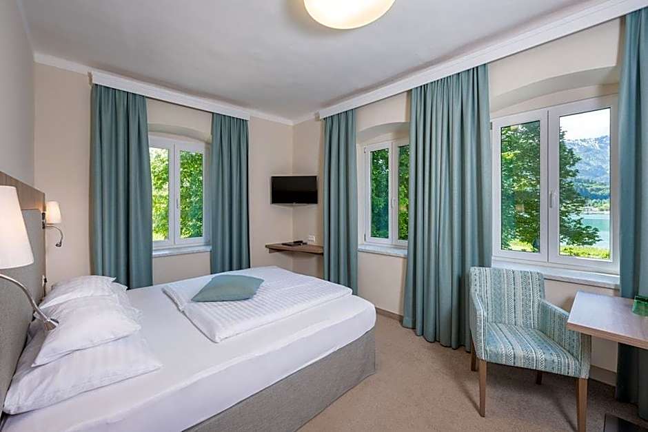 Inselhotel Faakersee