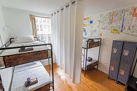Classic Quadruple Room