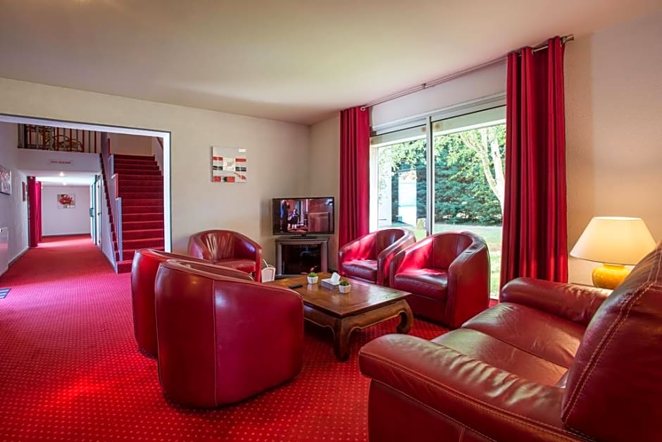 Hotel The Originals Bernay Acropole
