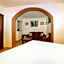 Hotel Casa del Virrey & Suites