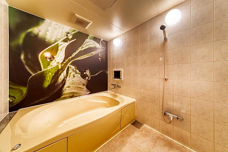 Hotel Lotus Otsu (Adult Only)