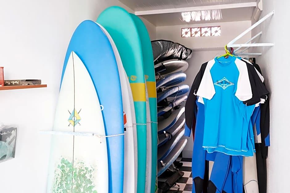 West Coast Surf Hostel