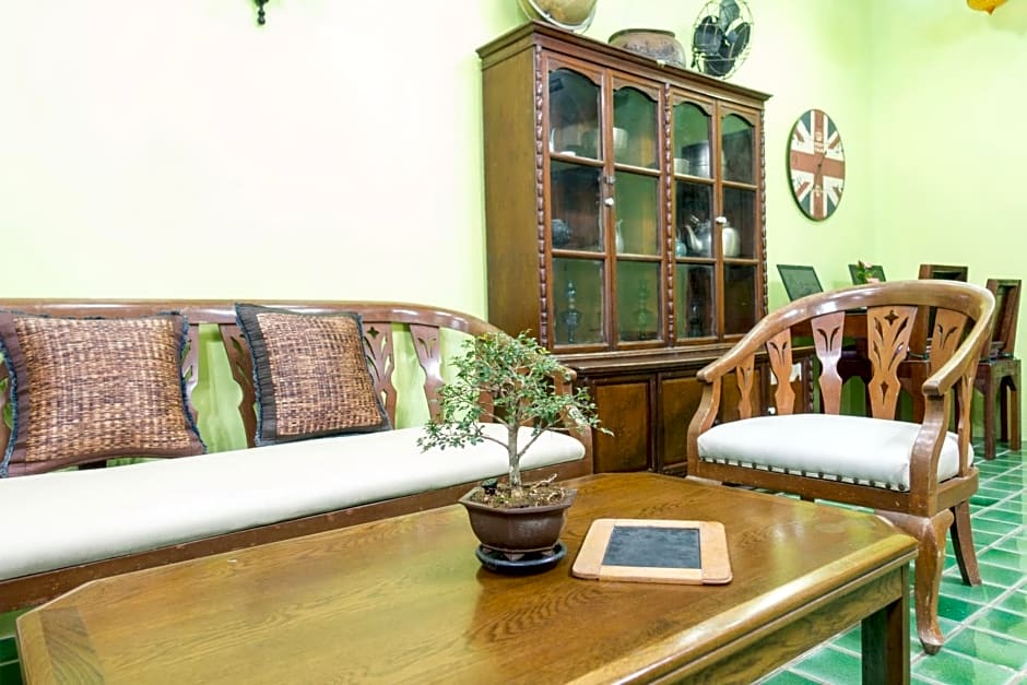 Plus Hostel Ayutthaya