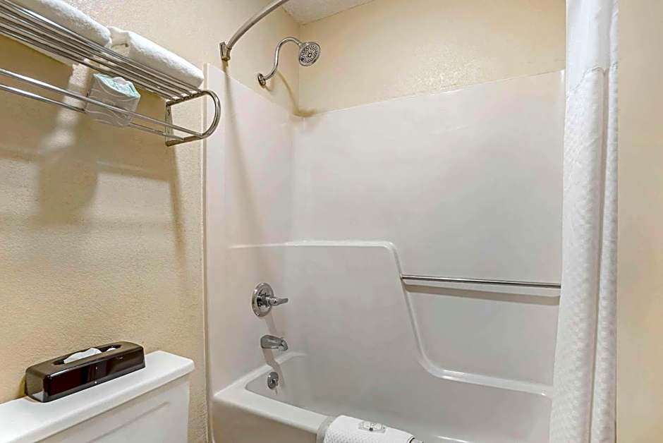 Quality Inn near Speedway
