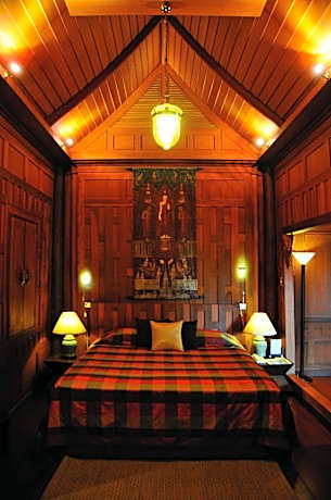 Suite with River View