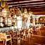 Mangia's Santa Teresa Sardinia, Curio Collection by Hilton