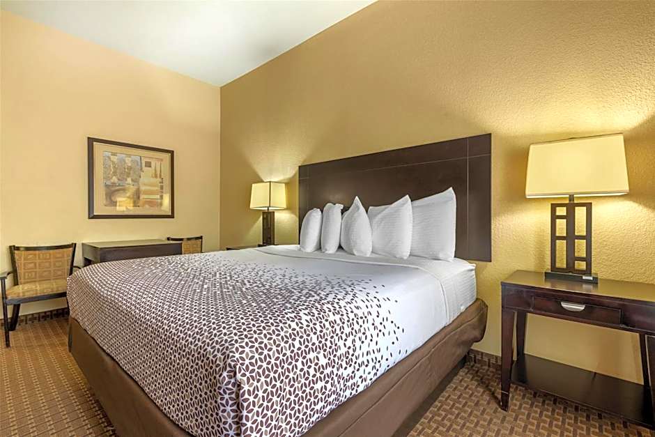 Best Western Bastrop Pines Inn