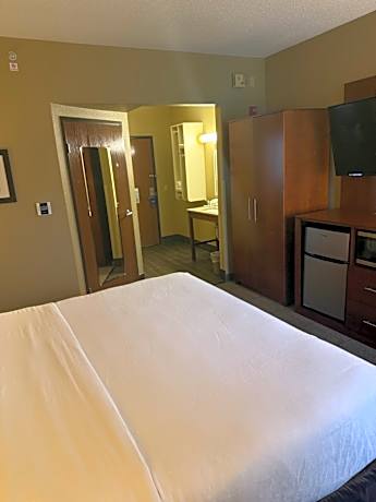 King Room - Disability Access/Non Smoking