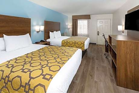Queen Room with Two Queen Beds - Non-Smoking