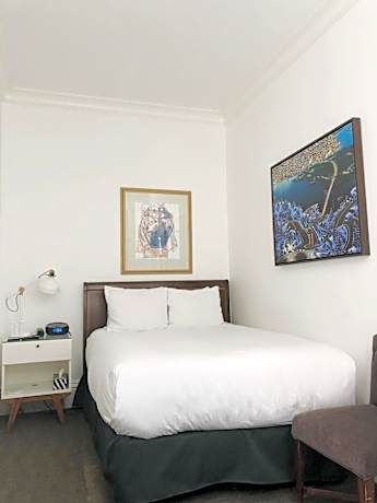 Small Double Bed (Private Bathroom)