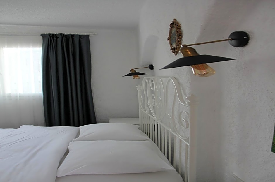 BADEMİÇİ OTEL