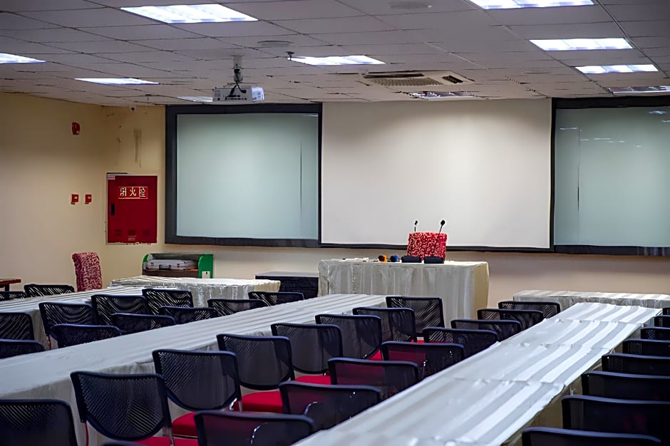 Borrman Hotel Mianyang Fucheng District High-speed Railway Station