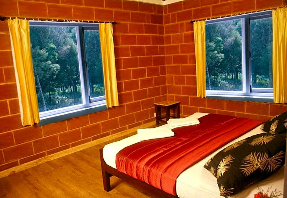 Altius Nest Hotel