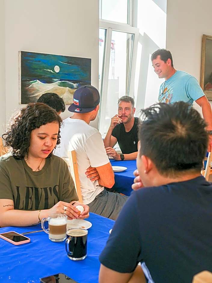 Cinnamon Sally Backpackers Hostel