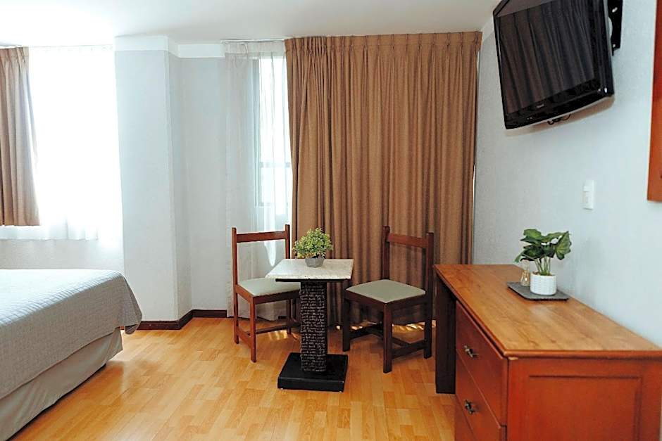 Hotel Don Simon