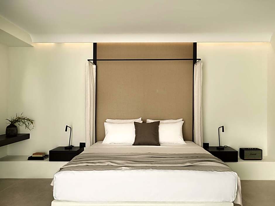 Ezio Bo Luxury Living