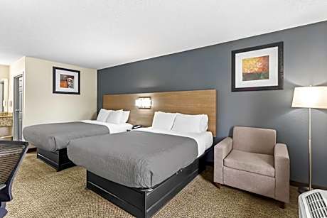 Queen Room with Two Queen Beds - Non-Smoking