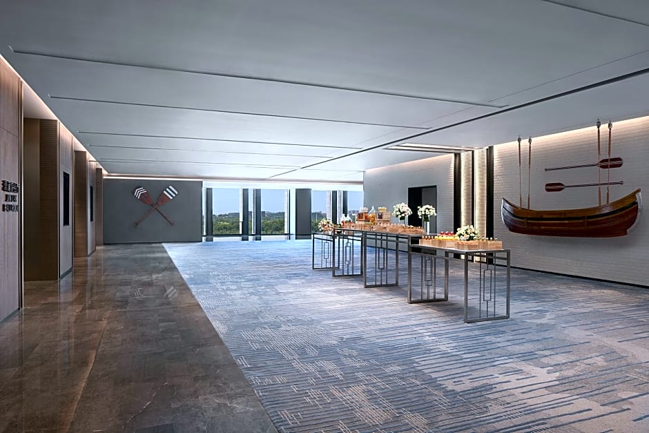 Four Points by Sheraton Tianjin National Convention and Exhibition Center 