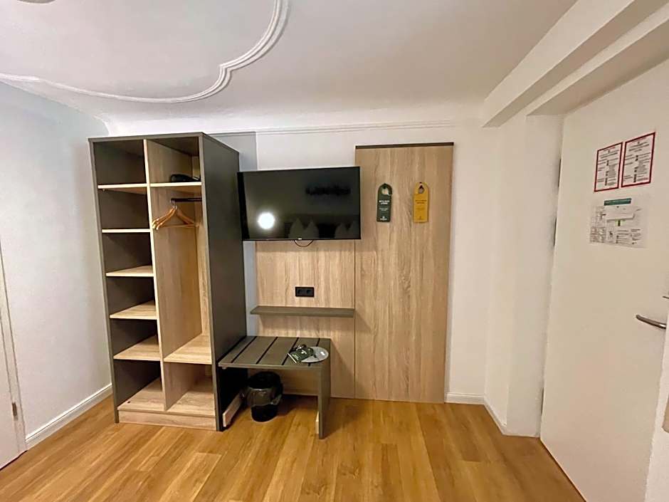 Hopfenhotel am Adenauerufer